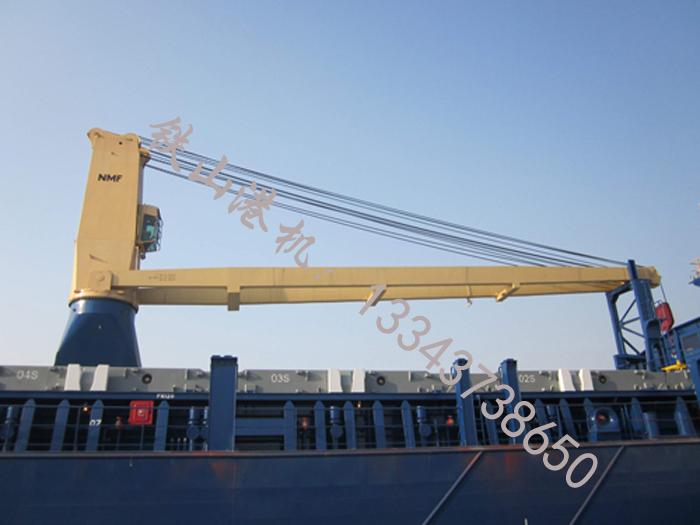 遼寧大連甲板起重機(jī)廠(chǎng)家設(shè)備節(jié)能省油機(jī)型，性能穩(wěn)定
